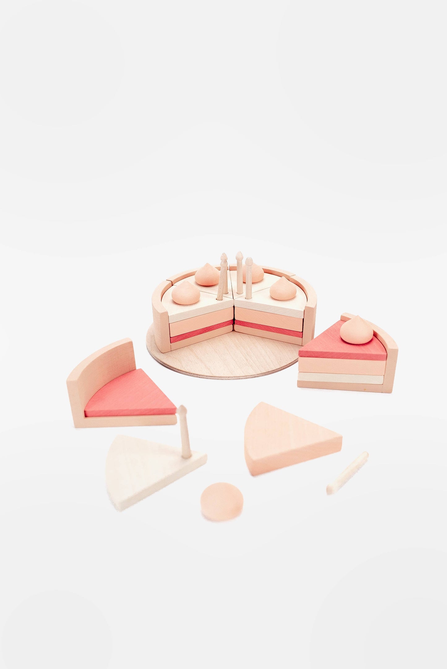 Cake on a stand / Pink